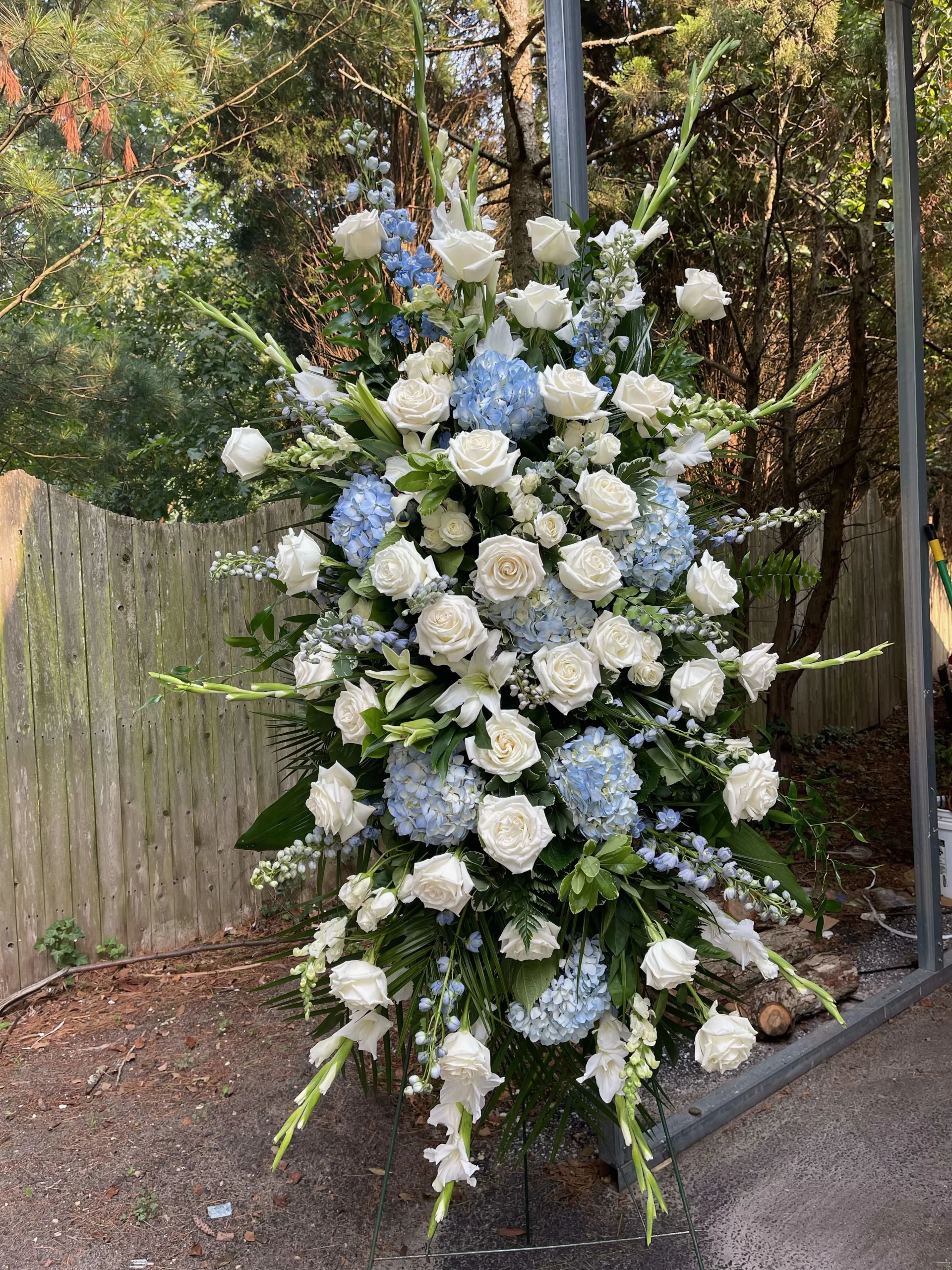 Choosing the Right Blue and White Flowers
