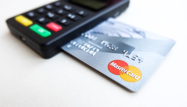 What Are The Benefits And Risks Of Using An Online Payment System