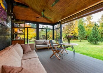 How to Design an Outdoor Living Room: Backyard Ideas for Entertaining